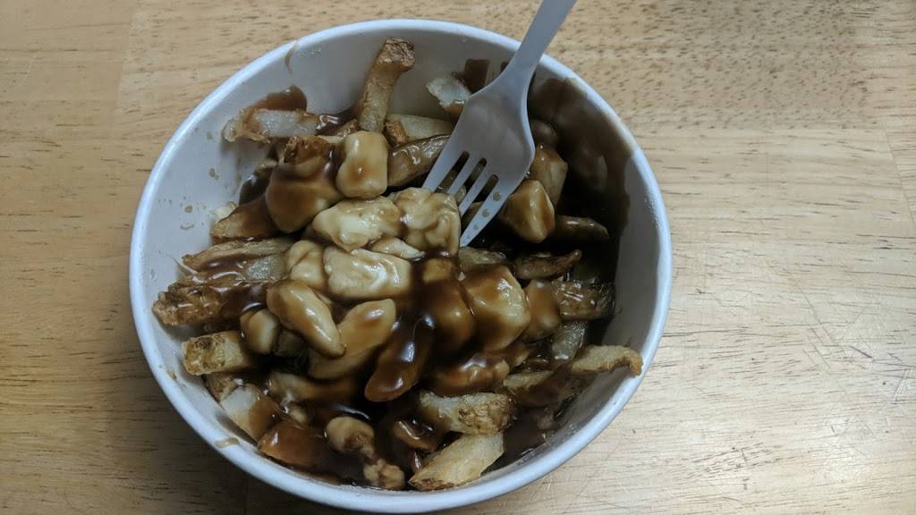 New York Fries | restaurant | 2211 Northumberland County Rd 28, Port Hope, ON L1A 3W4, Canada | 9058858955 OR +1 905-885-8955