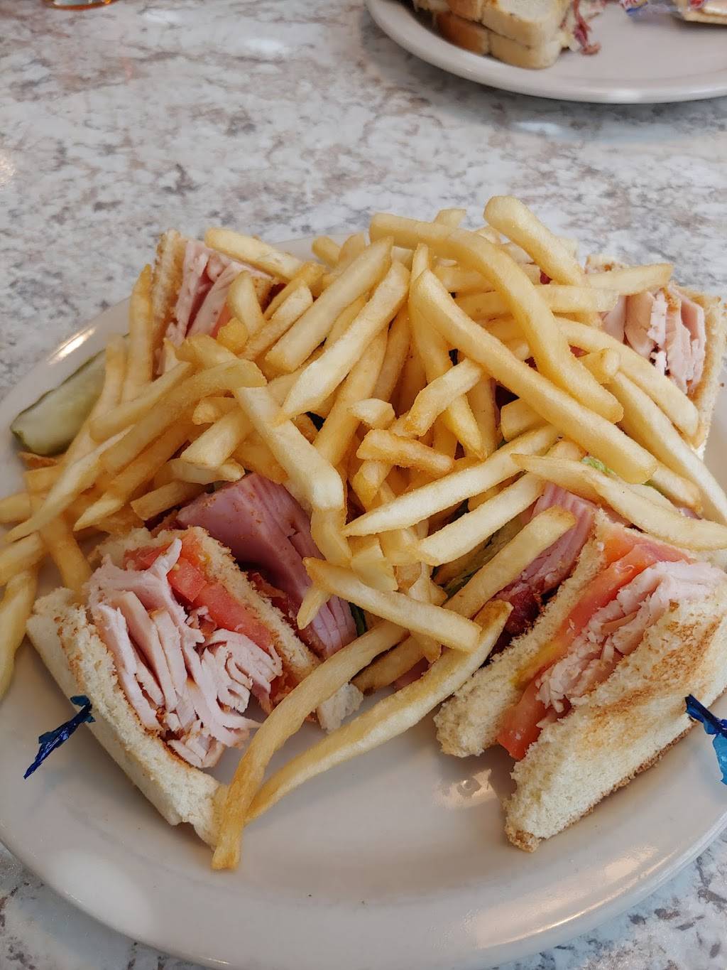 Pops Diner Co. | restaurant | 5720 Northampton Blvd, Virginia Beach, VA 23455, USA | 7572269450 OR +1 757-226-9450