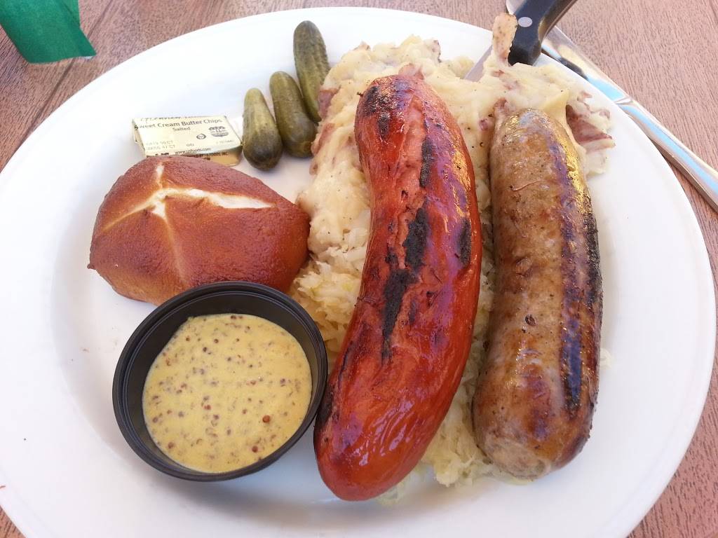 Great Dane Pub & Brewing Co. - Fitchburg | restaurant | 2980 Cahill Main, Fitchburg, WI 53711, USA | 6084429000 OR +1 608-442-9000