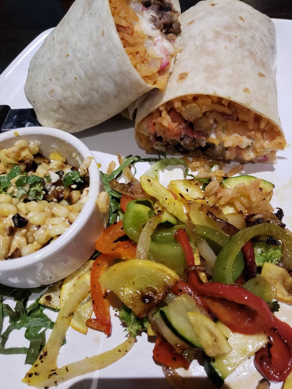 Camino Real Kitchen & Tequila | restaurant | 4501 Stine Rd #304, Bakersfield, CA 93313, USA | 6618520493 OR +1 661-852-0493