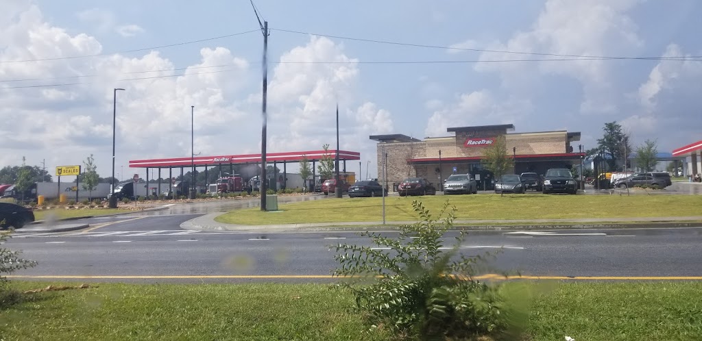 RaceTrac | cafe | Forest Pkwy #132, Forest Park, GA 30297, USA | 4043638738 OR +1 404-363-8738