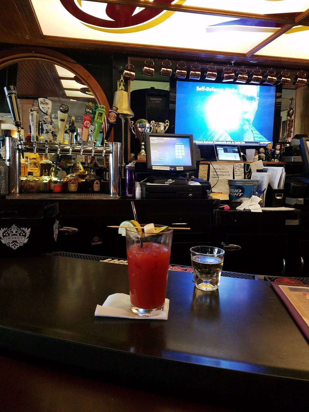 Brewskis Sports Club | restaurant | 304 N 76th St, Milwaukee, WI 53213, USA | 4144750500 OR +1 414-475-0500