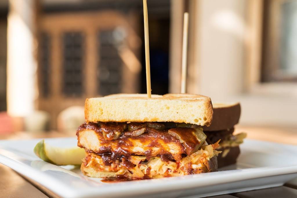 Distill - A Local Bar | restaurant | 7790 W Cheyenne Ave, Las Vegas, NV 89129, USA | 7026554700 OR +1 702-655-4700