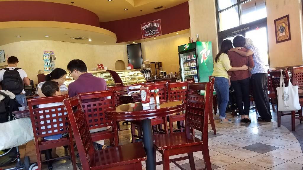 The Prolific Oven Cafe & Bakery | bakery | 3938 Rivermark Plaza, Santa Clara, CA 95054, USA | 4089868388 OR +1 408-986-8388