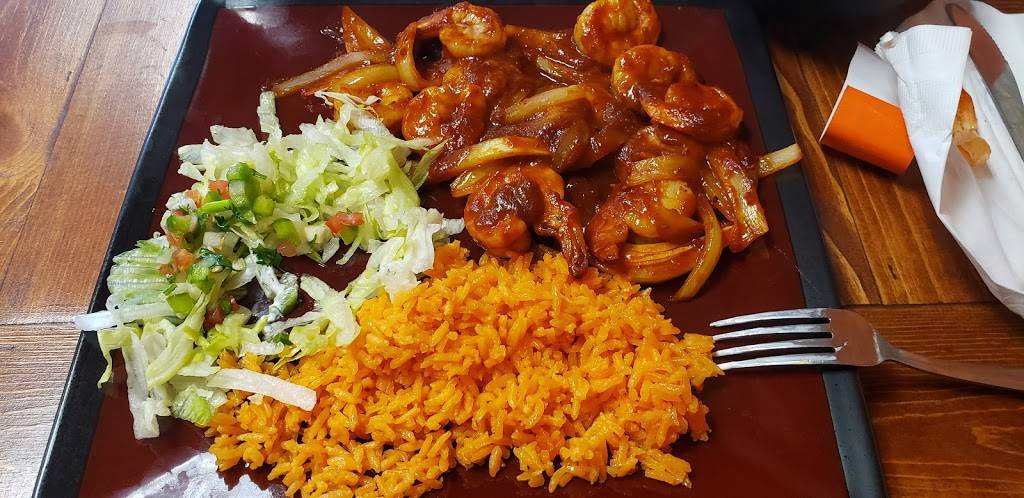 Saucedo’s Mexican Restaurant | restaurant | 407 Washburn Ave, Belgrade, MN 56312, USA | 3202540024 OR +1 320-254-0024