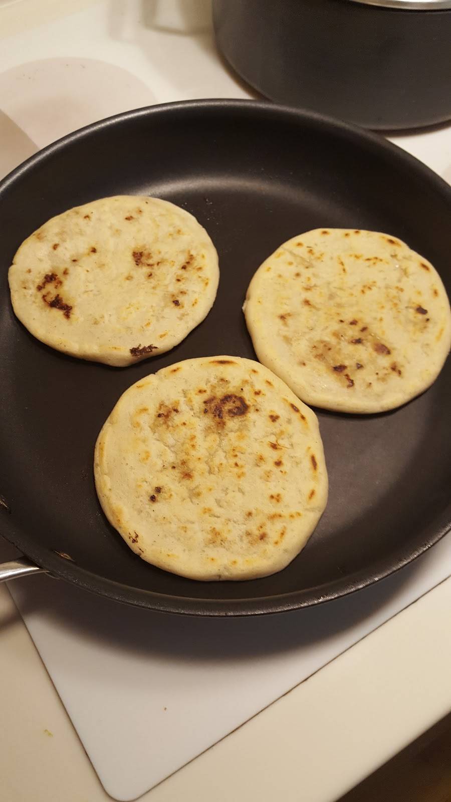 Pupuseria Del Valle | restaurant | 110 SW 53rd St, Corvallis, OR 97333, USA | 5179366352 OR +1 517-936-6352