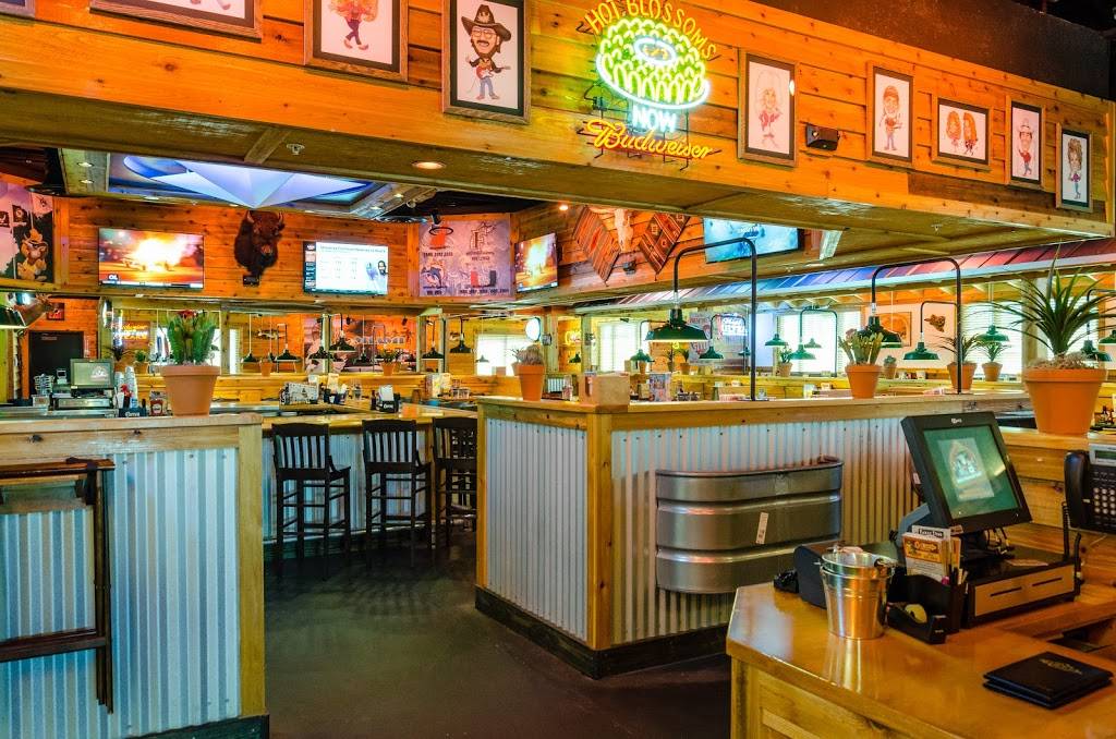 Texas Roadhouse | restaurant | 9161 W Flagler St, Miami, FL 33174, USA | 3052232955 OR +1 305-223-2955