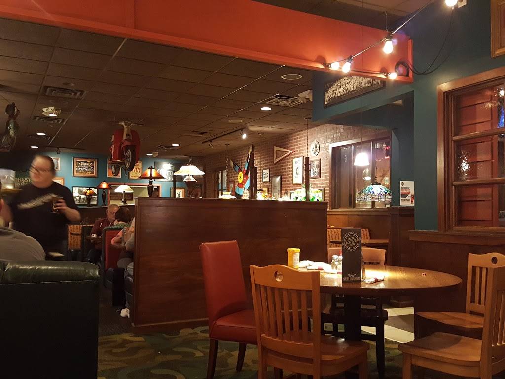 Max & Ermas | restaurant | 12105 N Executive Drive, Edinburgh, IN 46124, USA | 8125266250 OR +1 812-526-6250