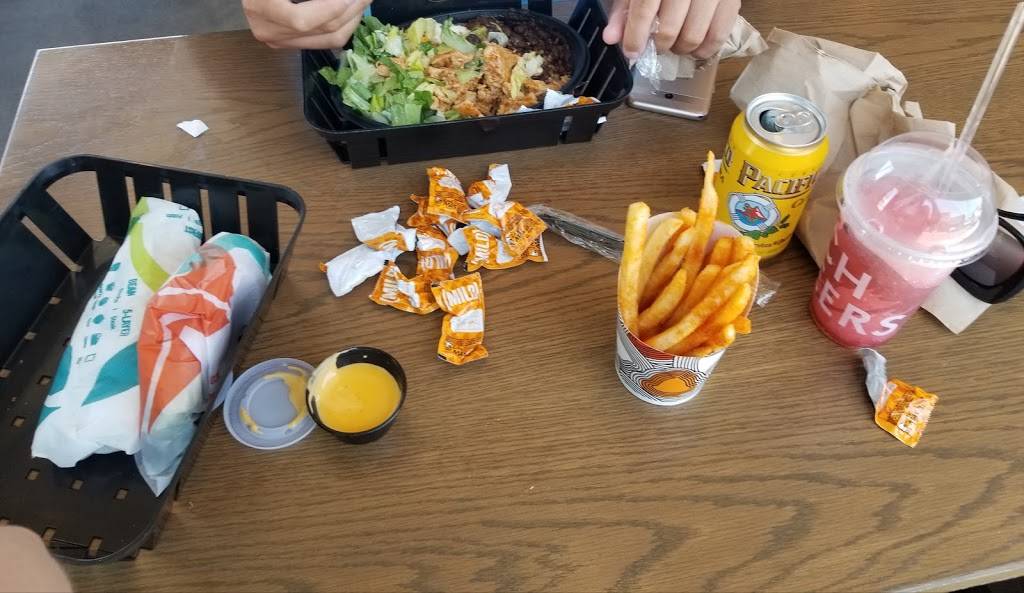 Taco Bell Cantina | meal takeaway | 2121 W Balboa Blvd, Newport Beach, CA 92663, USA | 9496731630 OR +1 949-673-1630