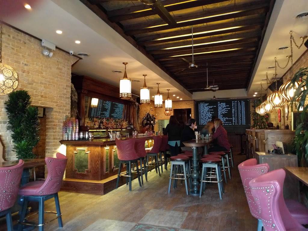 Pub Royale | restaurant | 2049 W Division St, Chicago, IL 60622, USA | 7736616874 OR +1 773-661-6874