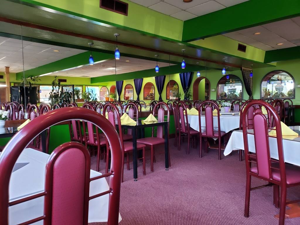 Manolas Thai Cuisine | restaurant | 652 E Broadway, Eugene, OR 97401, USA | 5413426666 OR +1 541-342-6666