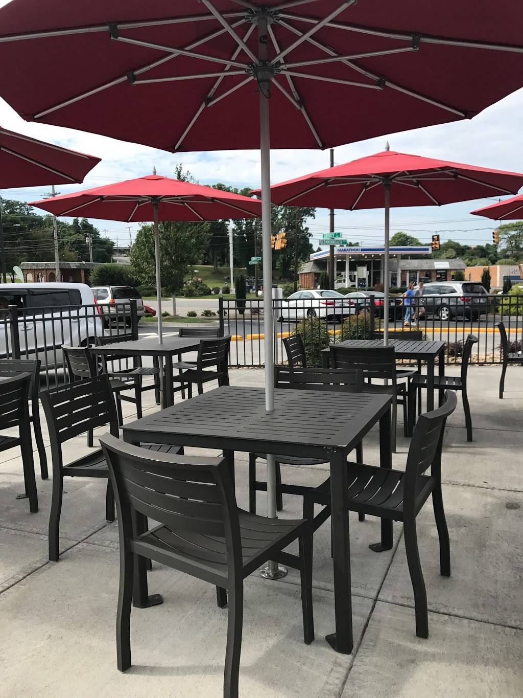 Chick-fil-A | restaurant | 400 Liberty St, Martinsville, VA 24112, USA | 2766322448 OR +1 276-632-2448