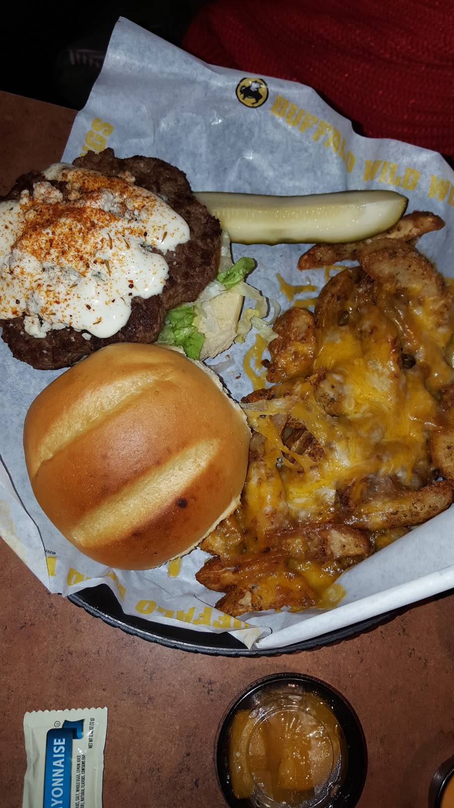 Buffalo Wild Wings | restaurant | 200 Biggs Blvd, Harrison, OH 45030, USA | 5132029464 OR +1 513-202-9464