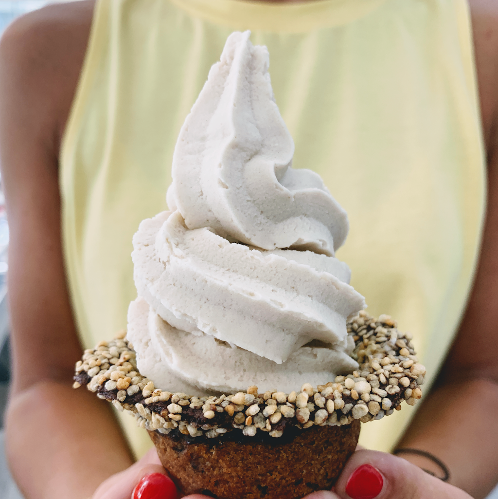 Milk Gone Nuts | restaurant | 18829 Biscayne Blvd, Aventura, FL 33180, USA | 7866542973 OR +1 786-654-2973