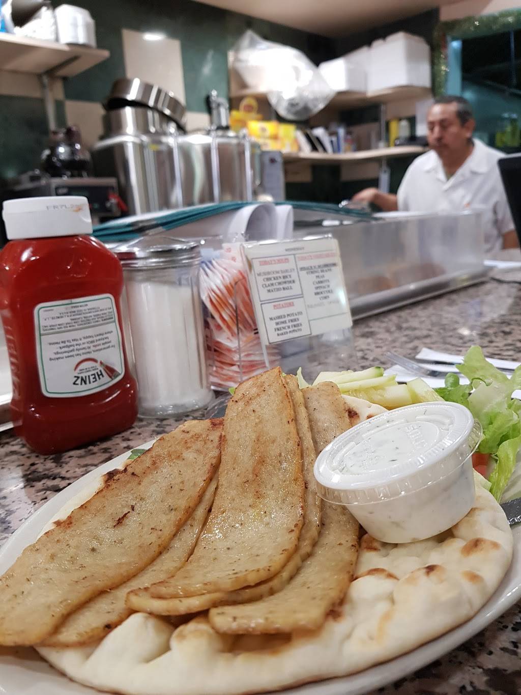 Austin House | restaurant | 72-04 Austin St, Flushing, NY 11375, USA | 7185442276 OR +1 718-544-2276