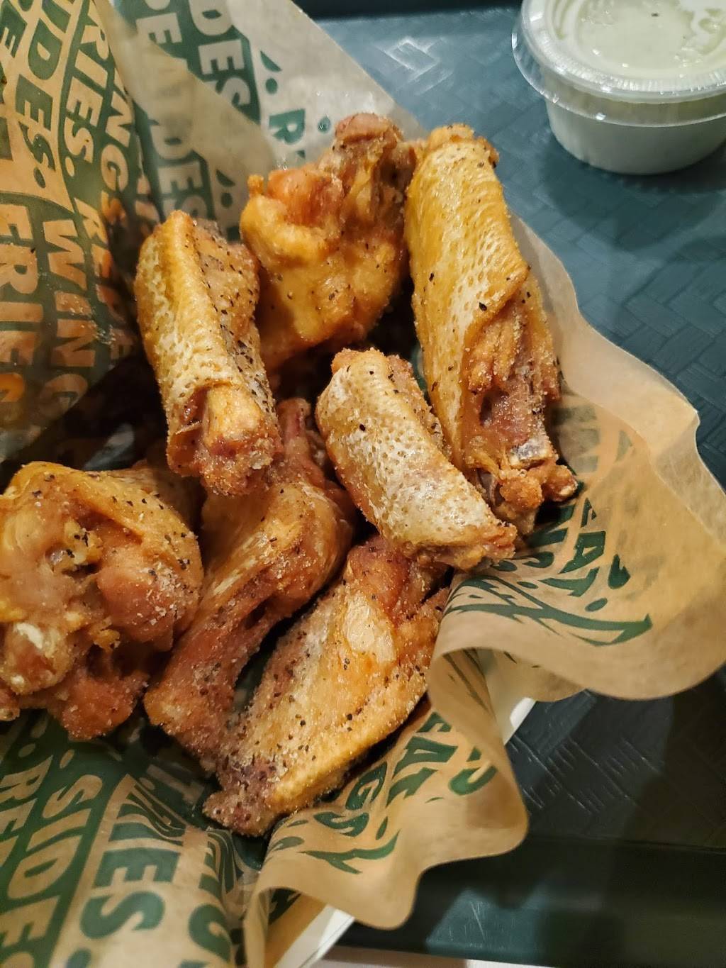 Wingstop | restaurant | 2401 W Whittier Blvd ste a, Montebello, CA 90640, USA | 3239919464 OR +1 323-991-9464