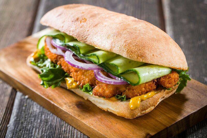 Safaris | restaurant | 230 E Main St, Hendersonville, TN 37075, USA | 6159913958 OR +1 615-991-3958