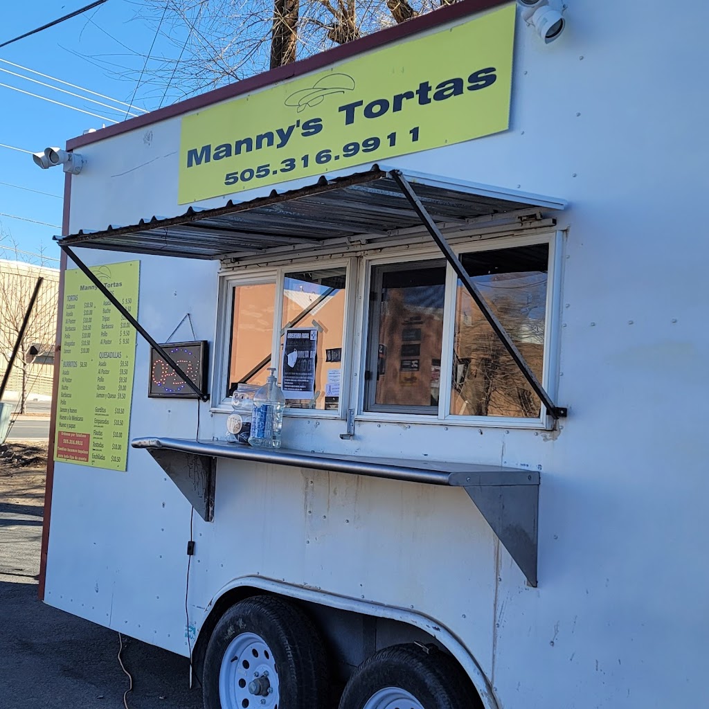 Mannys Tortas | restaurant | 4725 Airport Rd, Santa Fe, NM 87507, USA | 5053169911 OR +1 505-316-9911