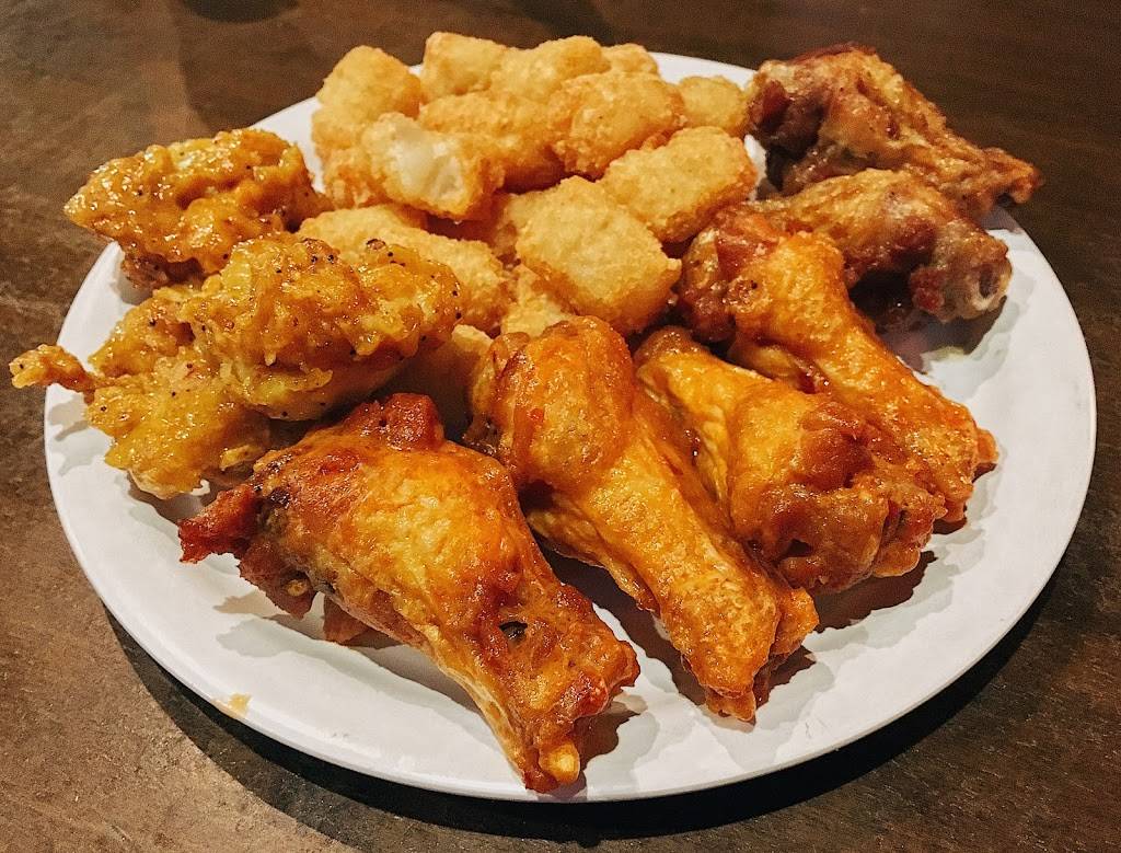 Wild Wing Cafe | cafe | 5530 Windward Pkwy, Alpharetta, GA 30004, USA | 6789909464 OR +1 678-990-9464