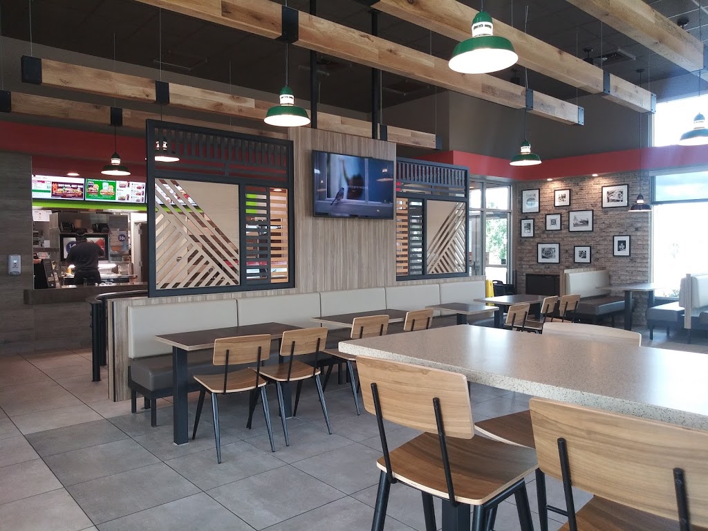 Burger King | restaurant | 11460 US-301, Thonotosassa, FL 33592, USA | 8136929350 OR +1 813-692-9350