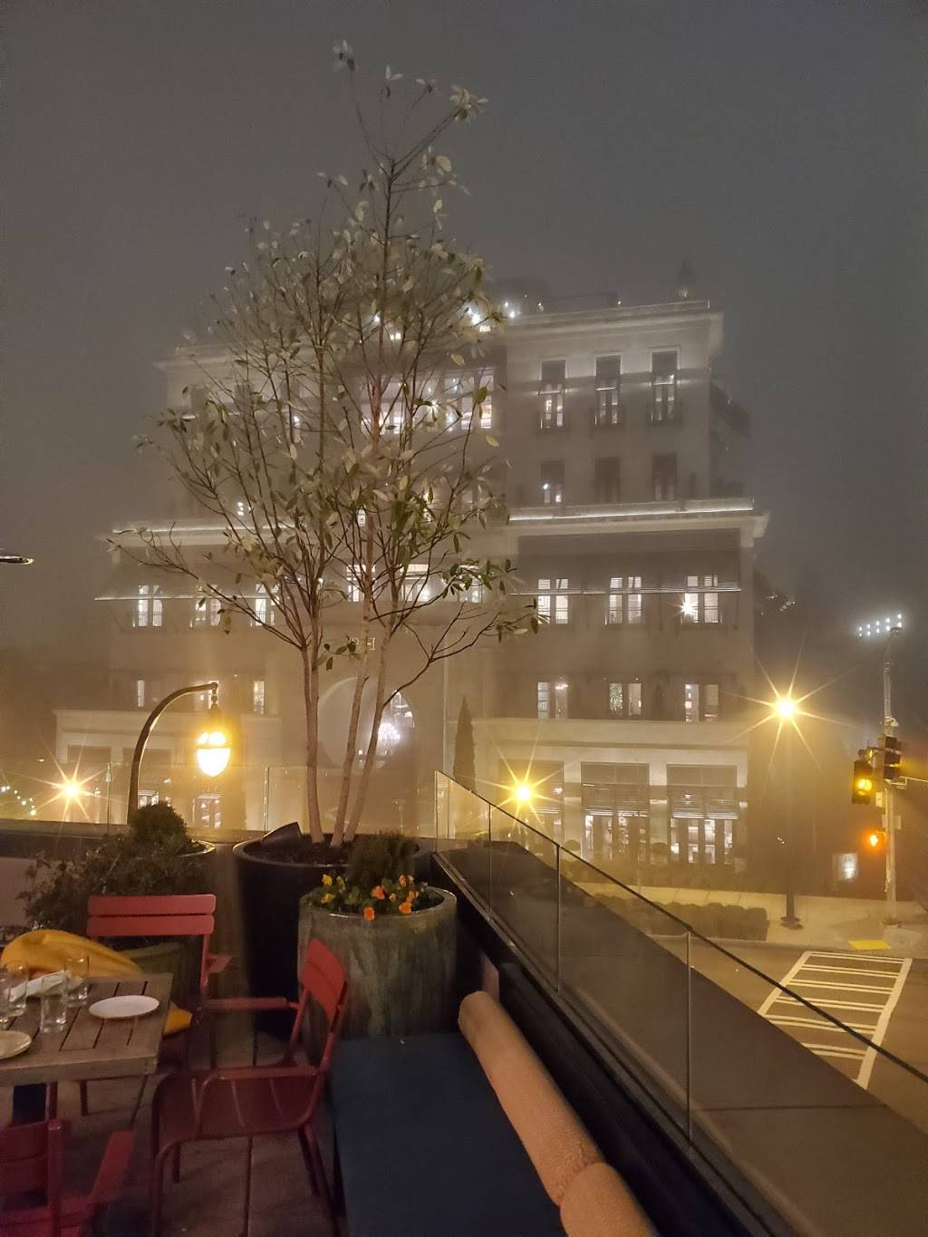 Gypsy Kitchen | restaurant | 3035 Peachtree Rd NE, Atlanta, GA 30305, USA | 4049399840 OR +1 404-939-9840