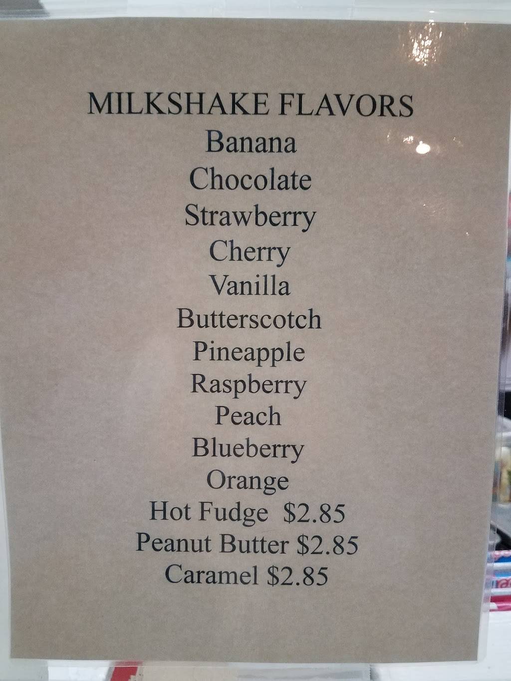 Twin | restaurant | 63 River Dr, Irvine, KY 40336, USA | 6067235623 OR +1 606-723-5623