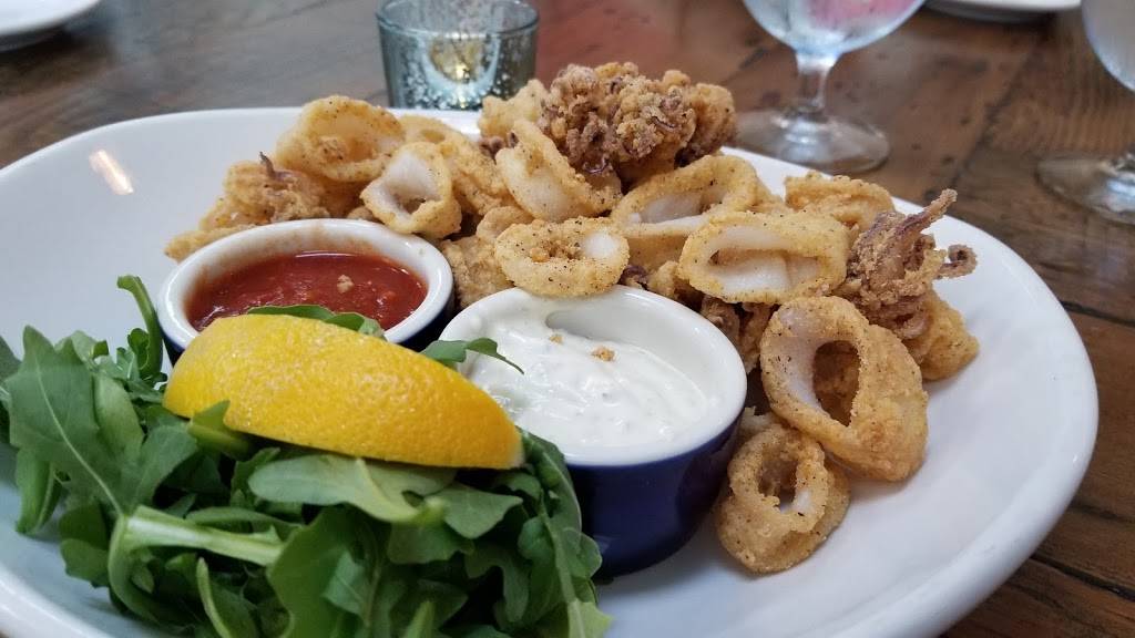 Tin Pan Alley | restaurant | 269 Commercial St, Provincetown, MA 02657, USA | 5084871648 OR +1 508-487-1648