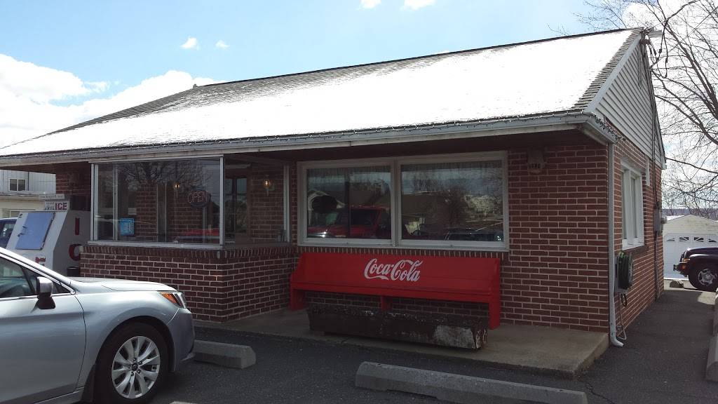 White Horse Luncheonette | restaurant | 5562 Old Philadelphia Pike, Gap, PA 17527, USA | 7177688566 OR +1 717-768-8566