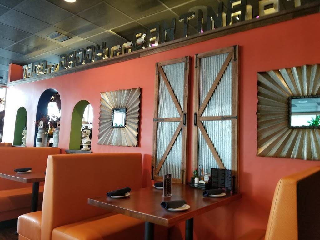 Taco Daddy Cantina & Tequila Bar | restaurant | 555 Quince Orchard Rd, Gaithersburg, MD 20878, USA | 2402619777 OR +1 240-261-9777