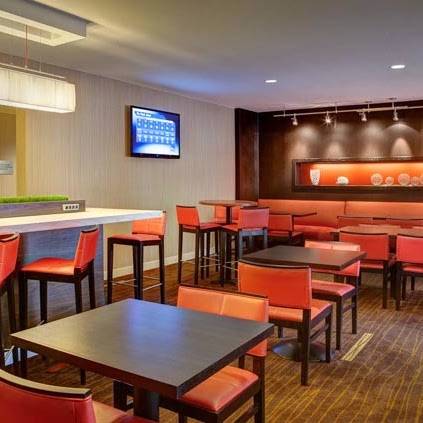 The Bistro – Eat. Drink. Connect.® | restaurant | 2280 Valley View Ln, Irving, TX 75062, USA | 97279089907610 OR +1 972-790-8990 ext. 7610