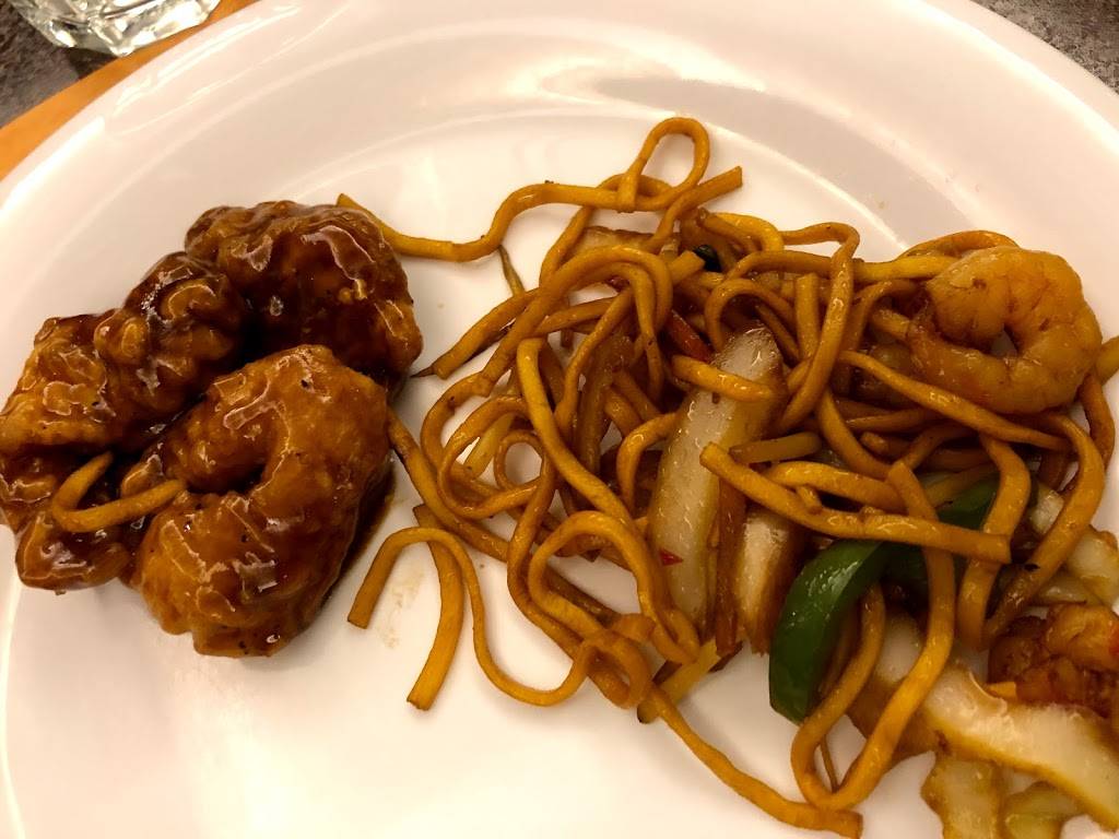 Royal Jasmine | restaurant | 5165 Dixie Rd #3, Mississauga, ON L4W 4G1, Canada | 9056021688 OR +1 905-602-1688