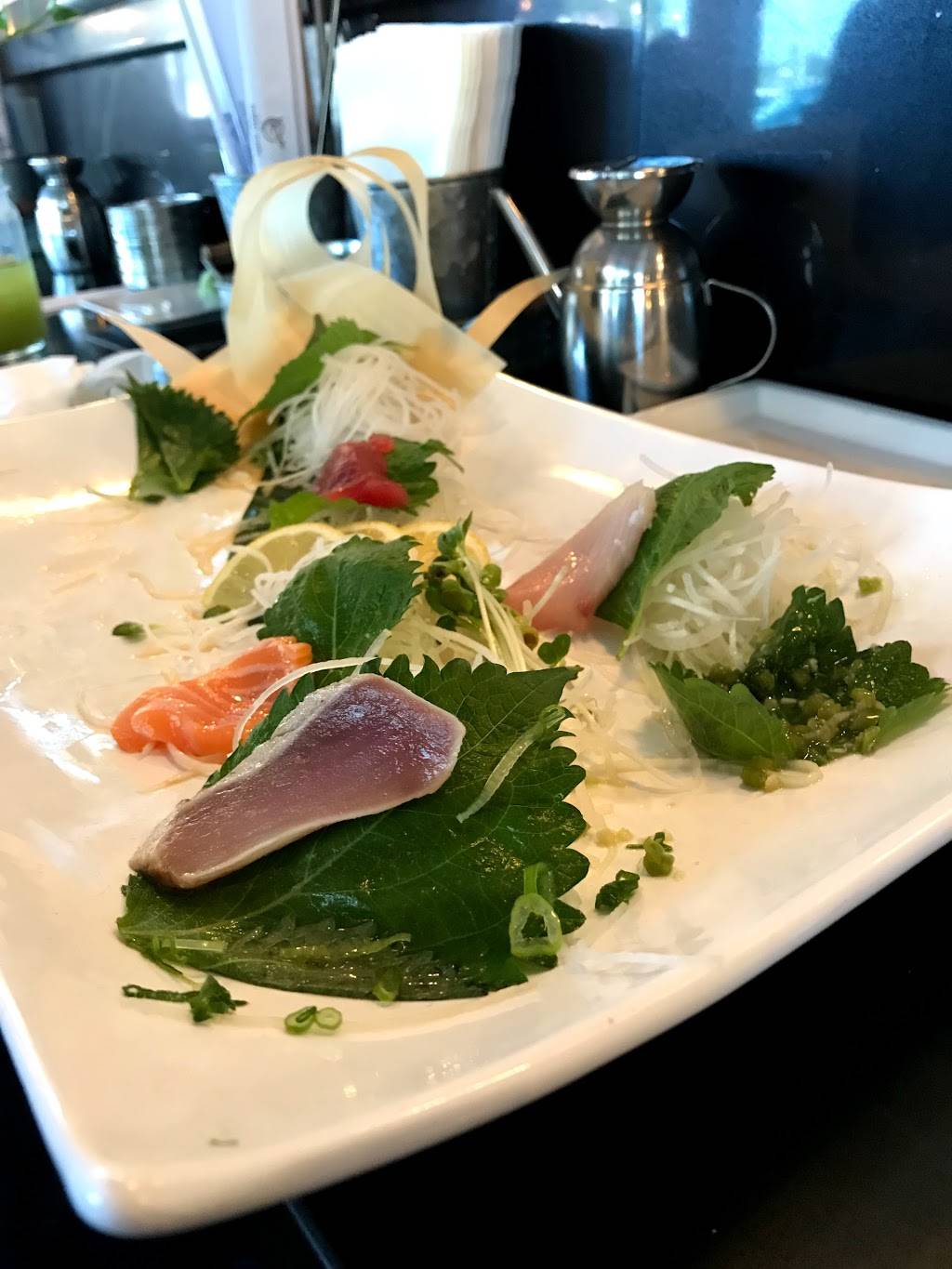 Mikko Sushi | restaurant | 1025 Carlsbad Village Dr, Carlsbad, CA 92008, USA | 7607300088 OR +1 760-730-0088