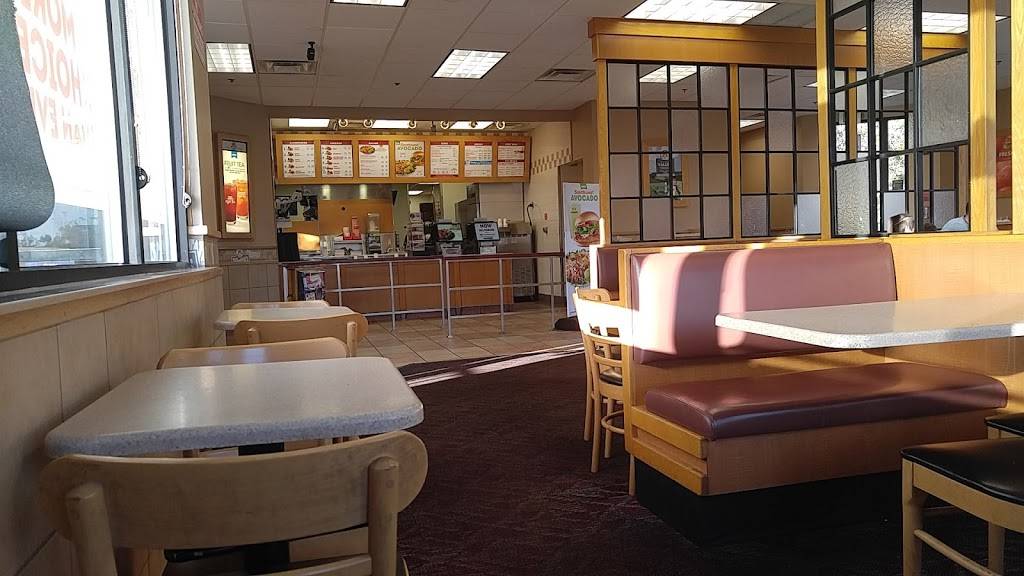 Wendys | restaurant | 10536 Craftsman Way, San Diego, CA 92127, USA | 8585929855 OR +1 858-592-9855