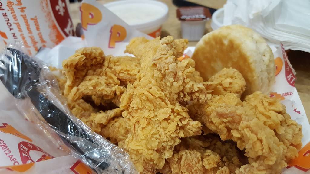 Popeyes Louisiana Kitchen | restaurant | Hartsfield-Jackson Atlanta Intl Airport 6000 N Terminal Pkwy - Atrium, Atlanta, GA 30320, USA | 4045303298 OR +1 404-530-3298