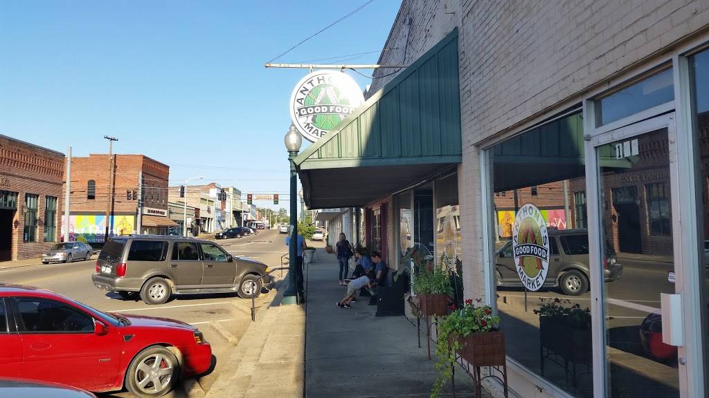 Anthonys | restaurant | 122 W Main St, West Point, MS 39773, USA | 6624940316 OR +1 662-494-0316