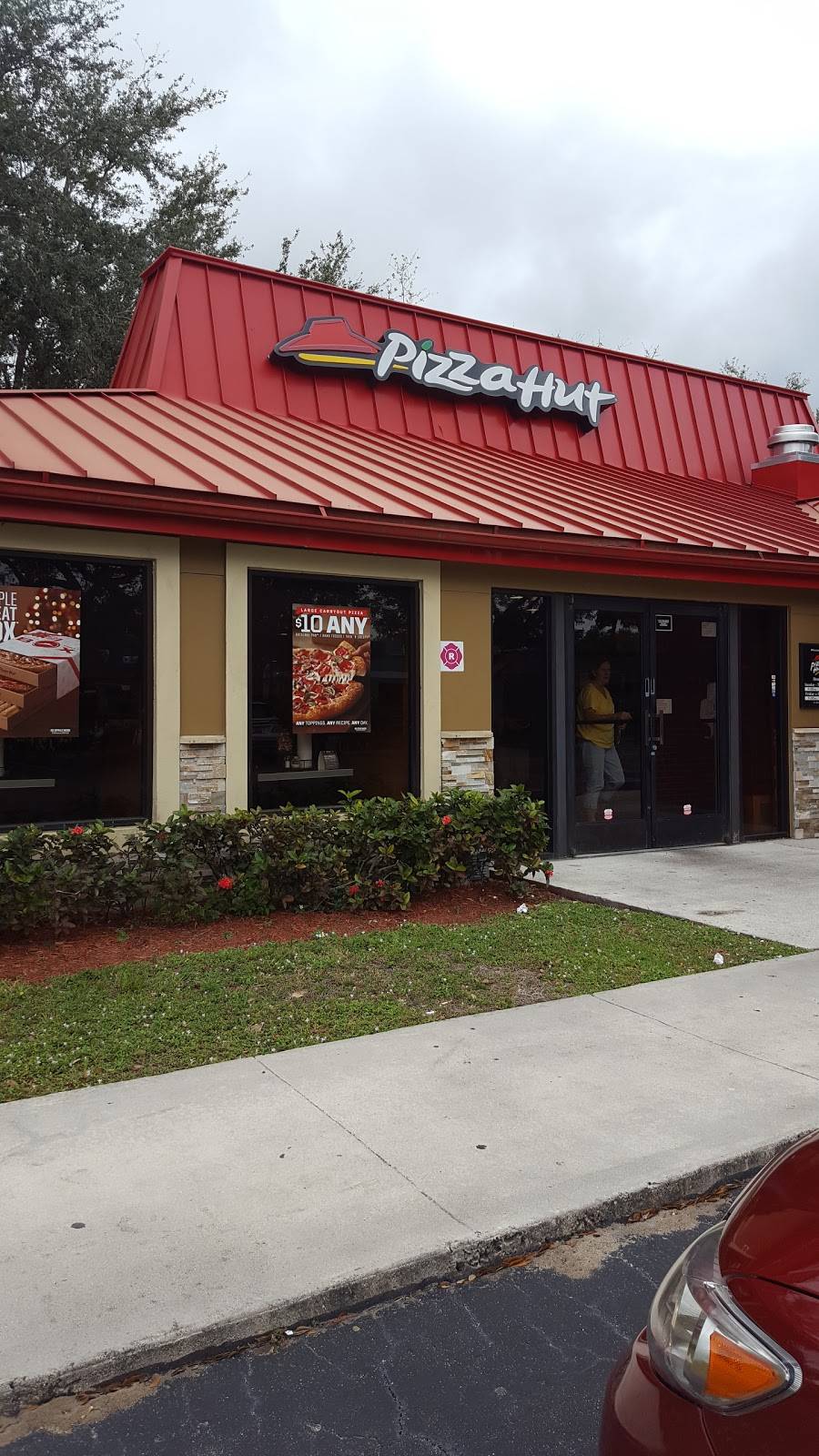 Pizza Hut | meal takeaway | 23233 FL-7, Boca Raton, FL 33428, USA | 5614820200 OR +1 561-482-0200