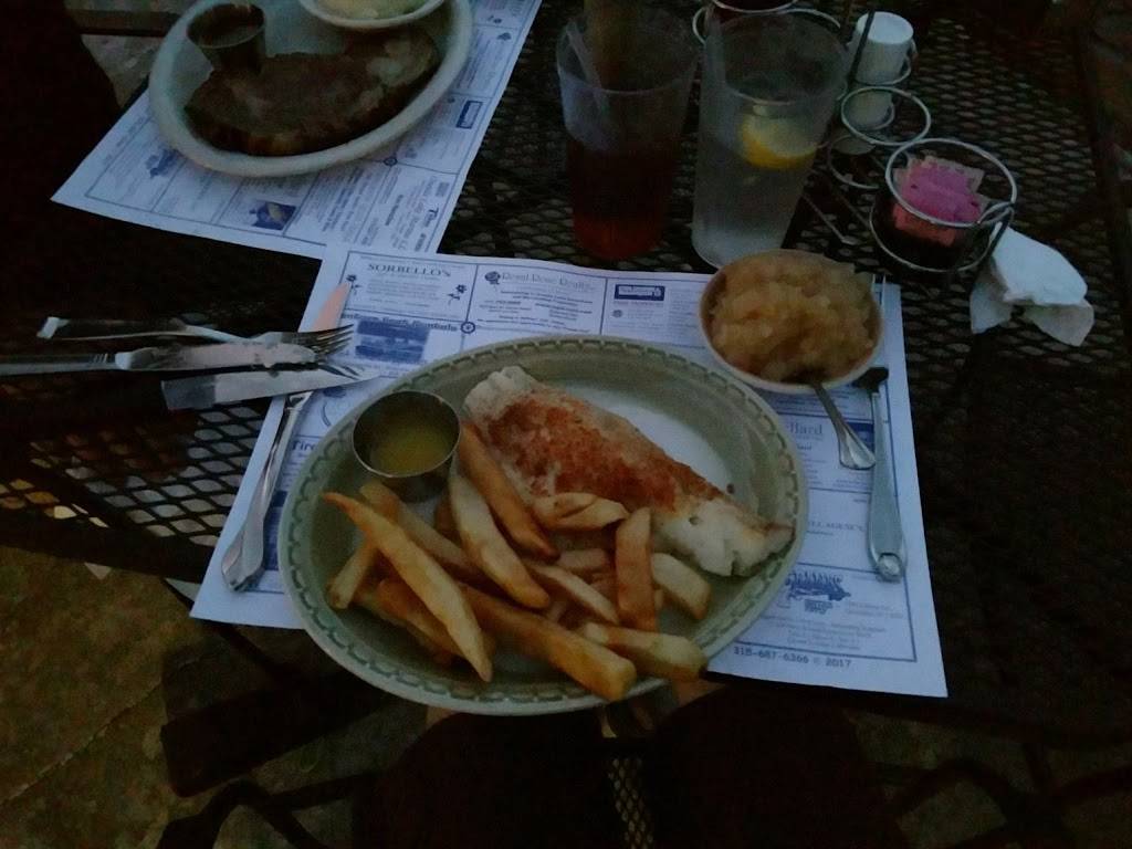 Johnnies Pier 31 | restaurant | 3653 NY-31, Canastota, NY 13032, USA | 3156977007 OR +1 315-697-7007