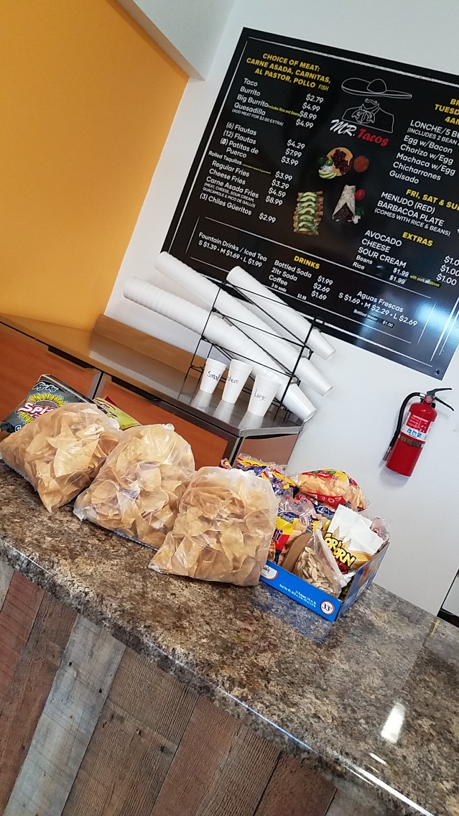 MR Tacos Inc | restaurant | 710 S 4th St, El Centro, CA 92243, USA | 7603328718 OR +1 760-332-8718