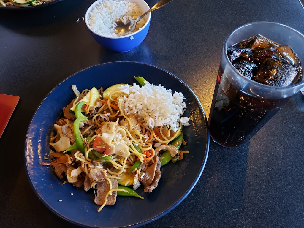 HuHot Mongolian Grill | restaurant | 601 Piccadilly Dr Ste 5, Flagstaff, AZ 86001, USA | 9284405535 OR +1 928-440-5535