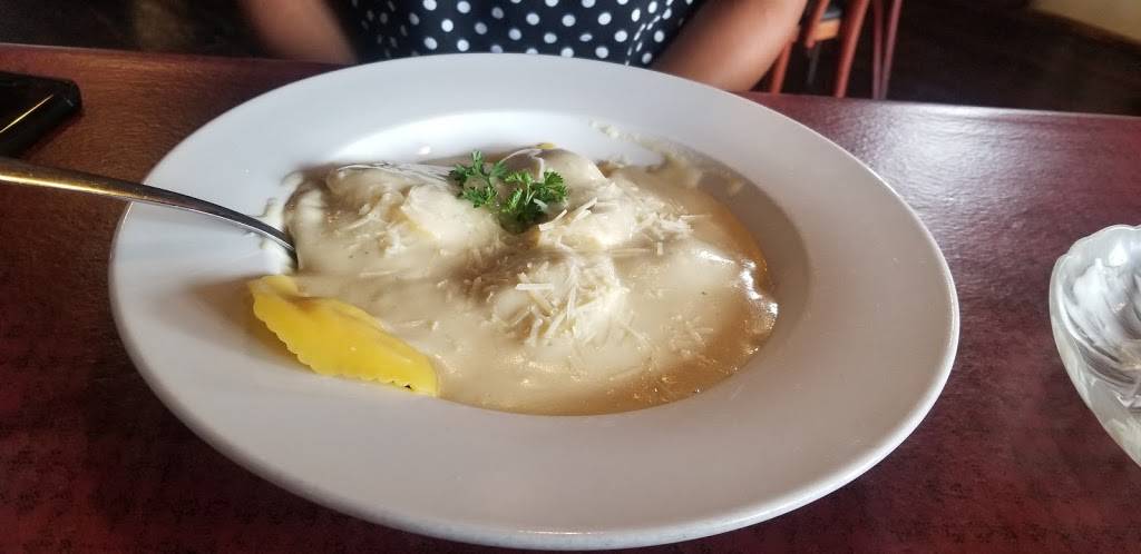 Cummares | restaurant | 1023 Chestnut St, Murphysboro, IL 62966, USA | 6186873700 OR +1 618-687-3700