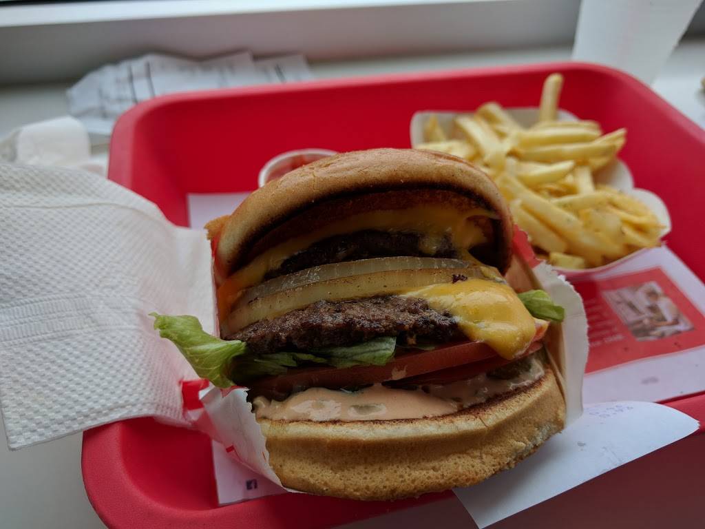 In-N-Out Burger | restaurant | 12365 Seal Beach Blvd, Seal Beach, CA 90740, USA | 8007861000 OR +1 800-786-1000