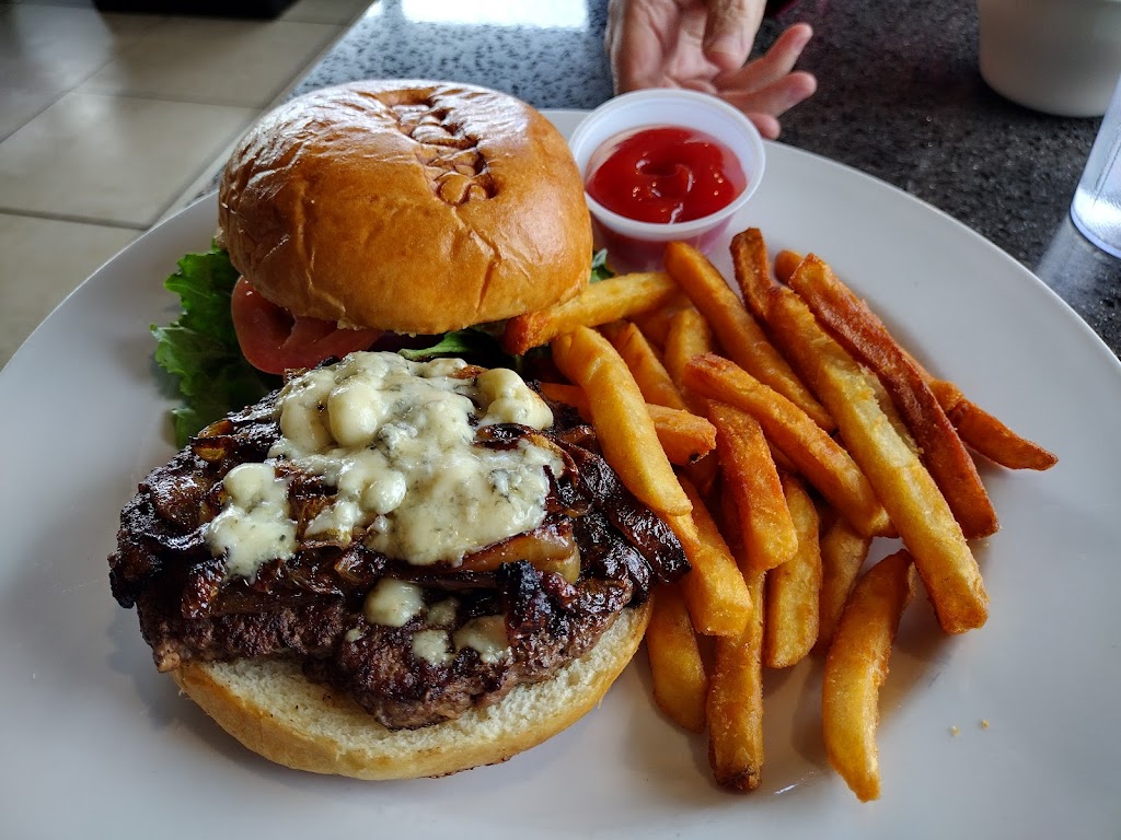 Oscars Bar & Grille | restaurant | 2295 9th St, Limon, CO 80828, USA | 7197752396 OR +1 719-775-2396