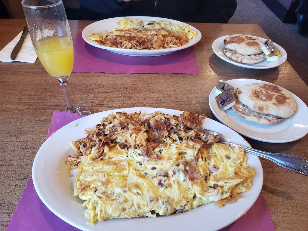 Andys Breakfast & Lunch | restaurant | 30 Boston St Suite #3, Lynn, MA 01904, USA | 7818428049 OR +1 781-842-8049