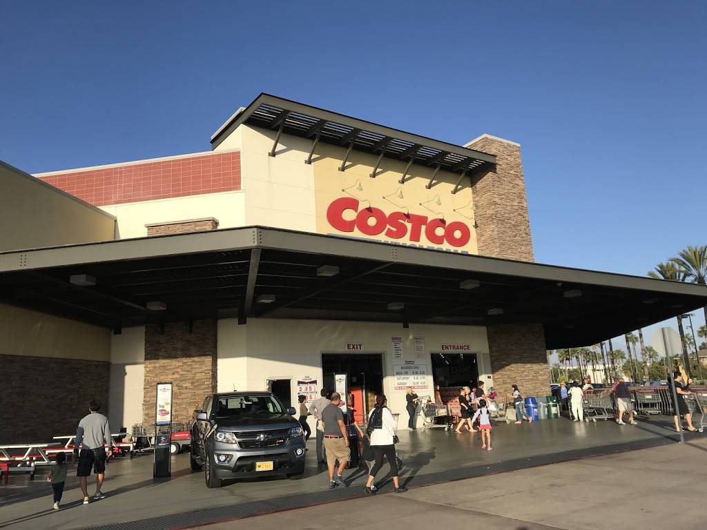 Costco Food Court | meal takeaway | 2700 Park Ave, Tustin, CA 92782, USA | 7143381933 OR +1 714-338-1933
