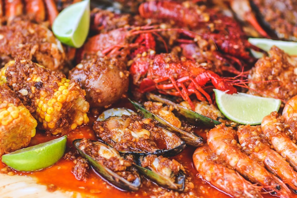 Lees Seafood Boil-North Olmsted | restaurant | 23642 Lorain Rd, North Olmsted, OH 44070, USA | 4404559003 OR +1 440-455-9003