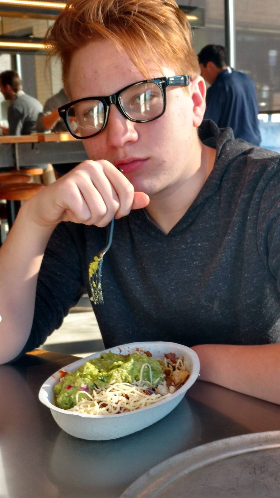 Chipotle Mexican Grill | restaurant | 435 Tate St, Greensboro, NC 27403, USA | 3364190949 OR +1 336-419-0949