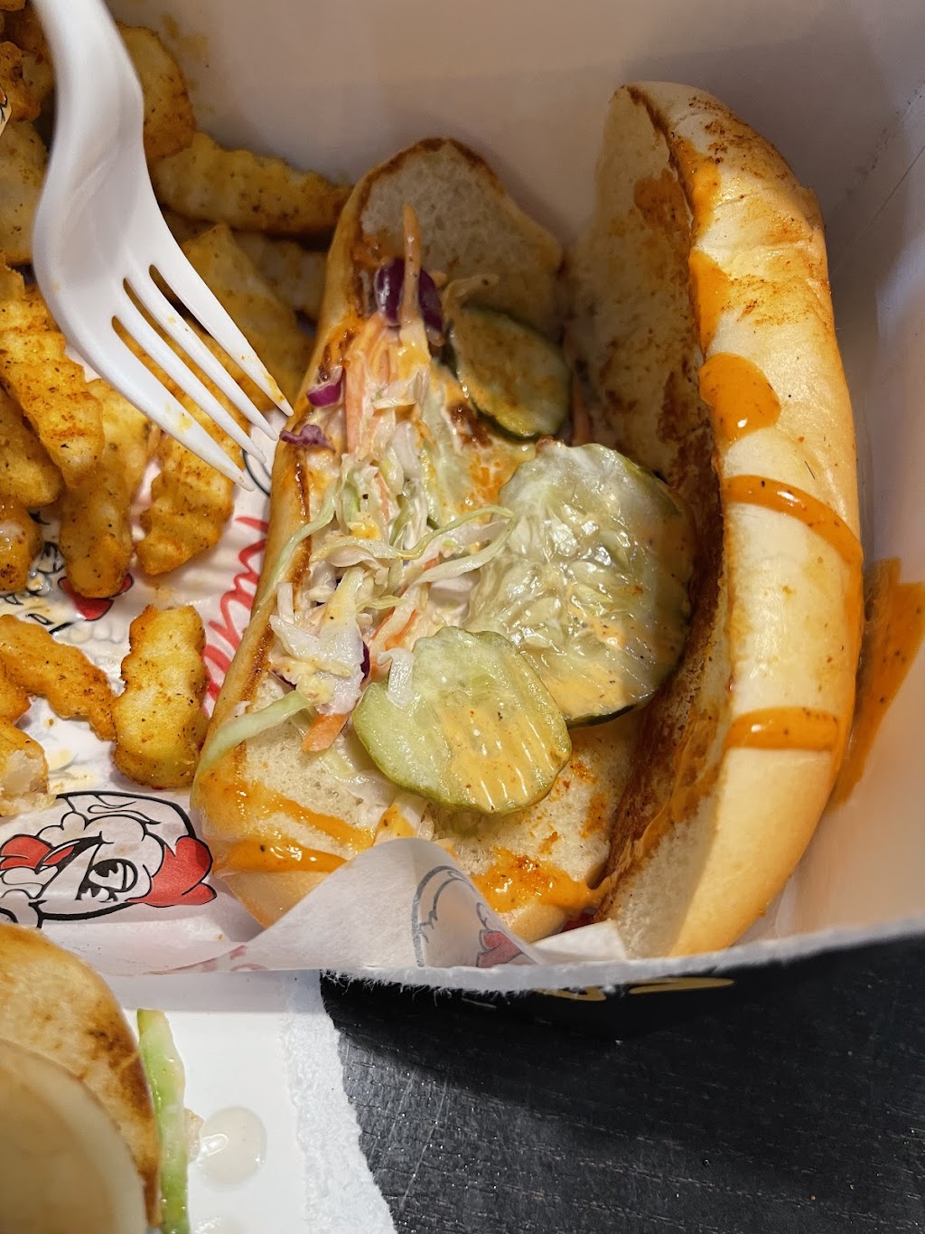 Richie’s hot chicken | restaurant | 591 N D St, San Bernardino, CA 92401, USA | 9094530046 OR +1 909-453-0046