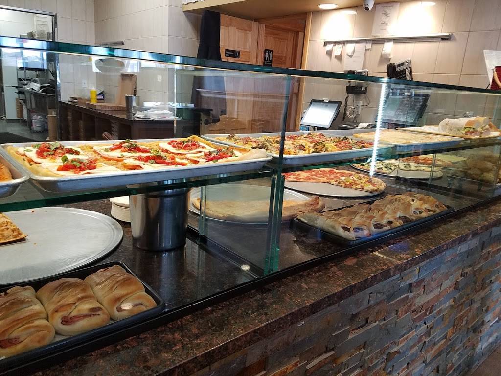 Pizza 300 | restaurant | 1208 NY-300, Newburgh, NY 12550, USA | 8455616161 OR +1 845-561-6161