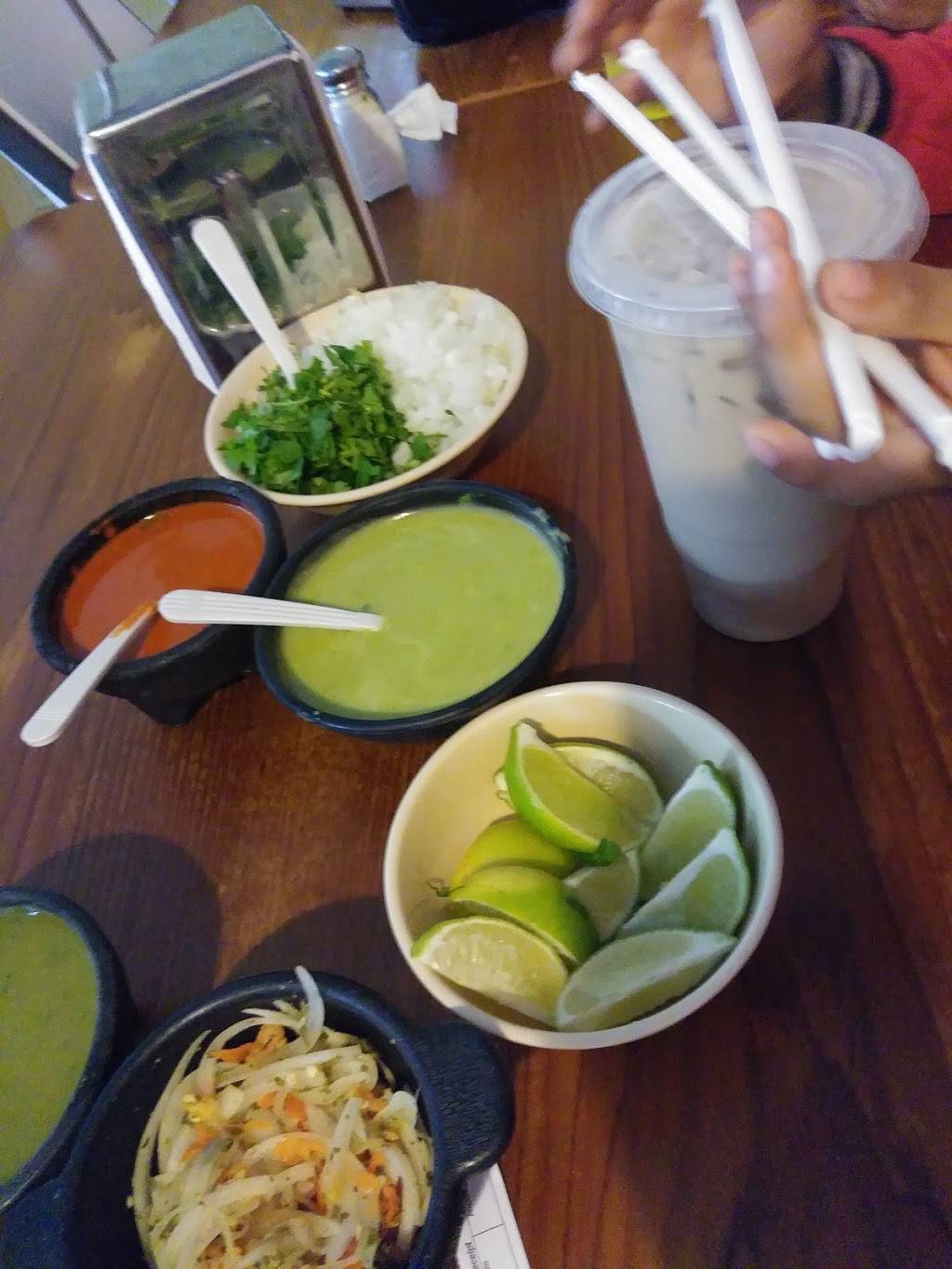 Barbacoa estilo Toluca | restaurant | 2609 S Hill St, Los Angeles, CA 90007, USA | 2132483068 OR +1 213-248-3068