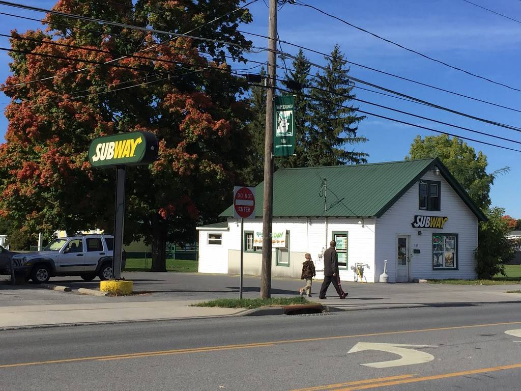 Subway | restaurant | 505 Genesee St, Chittenango, NY 13037, USA | 3156877532 OR +1 315-687-7532
